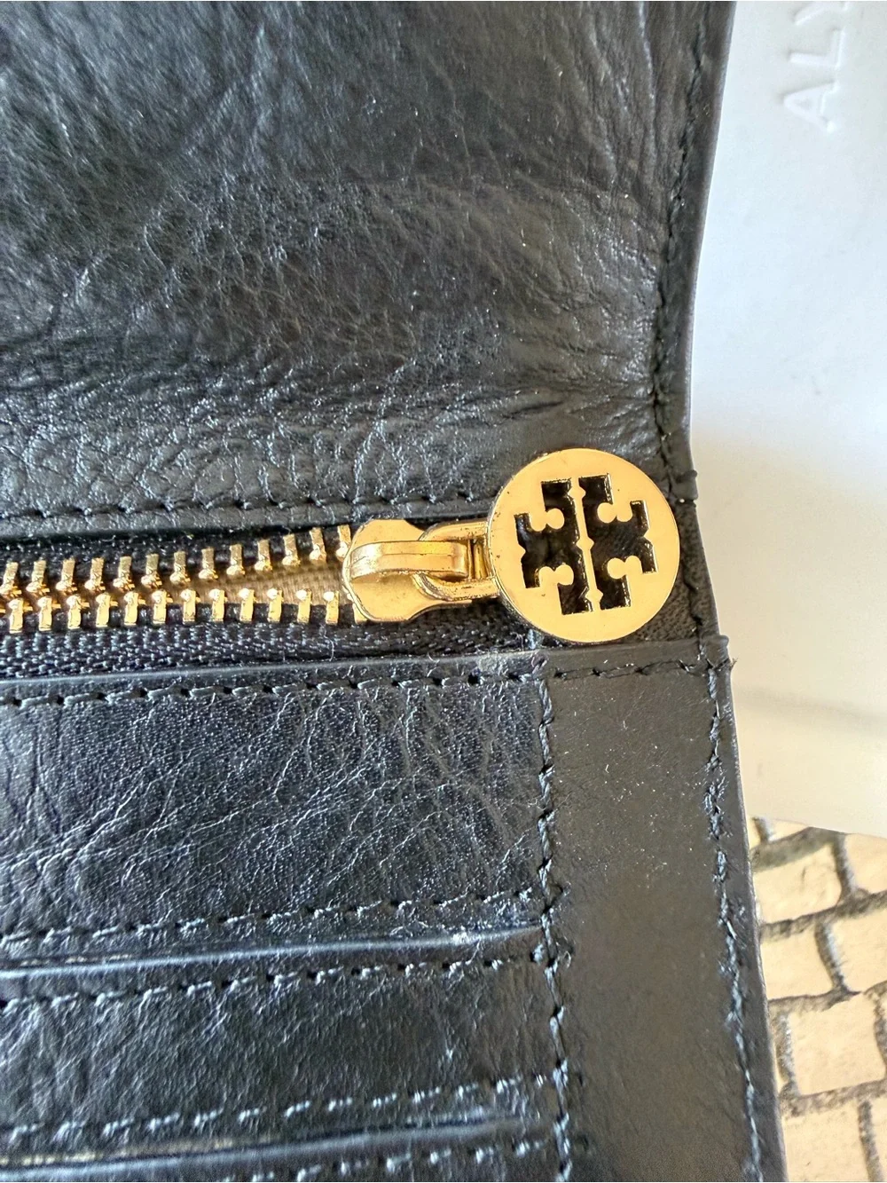 TORY BURCH SUKI REVA BLACK LEATHER FOLD OVER CLUTH